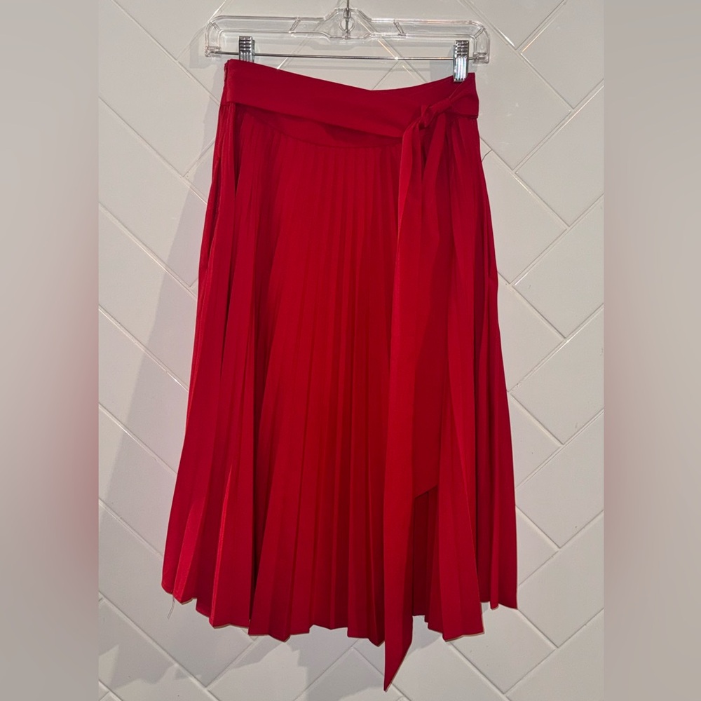 Kate Kasin Red Pleated Midi Skirt – Size Small